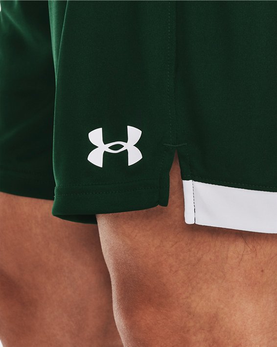 Men's UA Maquina 3.0 Shorts in Green image number 3